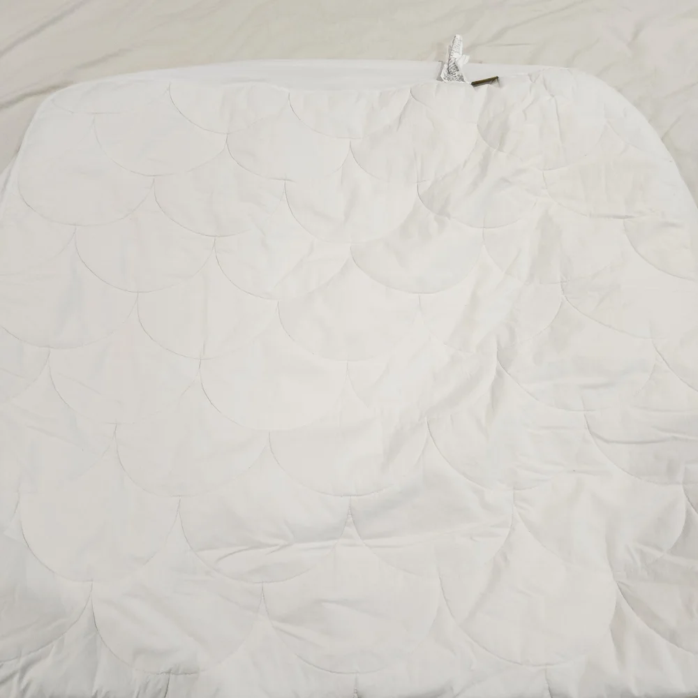 White Quilted Mattress Protector Fitted Sheet Bedding Set